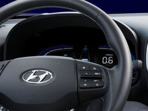 New 2026 Hyundai Venue SEL FWD image 14