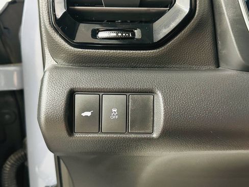 Used 2023 Honda Pilot Touring image 15