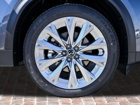 Used 2026 MAZDA CX-90 Plug-In Hybrid w/ Preferred AWD/4WD image 39