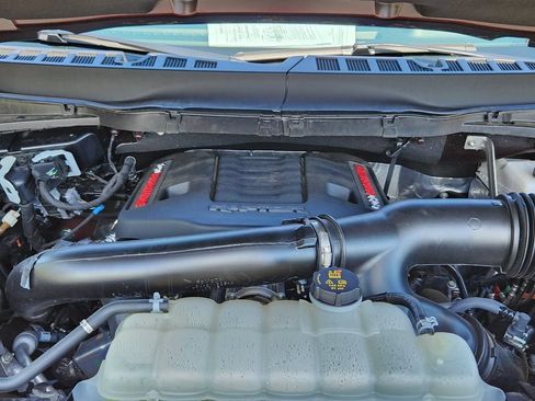 Used 2025 Ford F150 Raptor AWD/4WD image 18