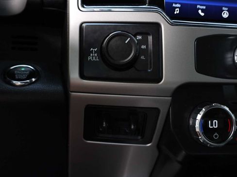 Used 2022 Ford F250 Lariat w/ Lariat Ultimate Package AWD/4WD image 24