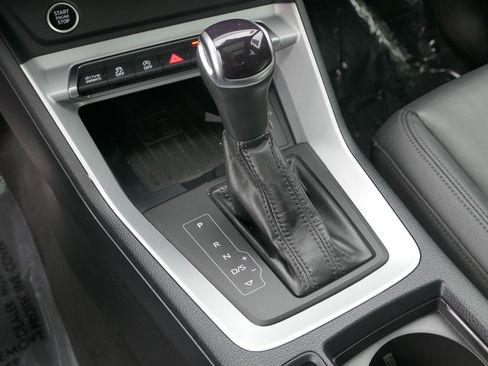 Used 2024 Audi Q3 2.0T Premium AWD/4WD image 23