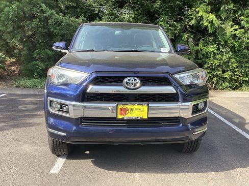 Used 2017 Toyota 4Runner Limited AWD/4WD image 20