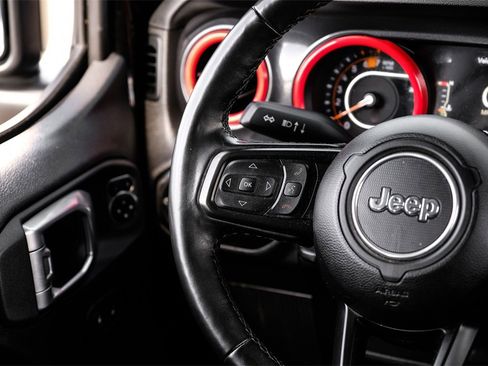 Used 2021 Jeep Wrangler Unlimited Sport image 13