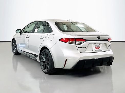 New 2025 Toyota Corolla SE FWD image 6