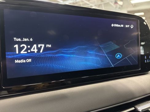 Used 2024 Hyundai Palisade Calligraphy image 16