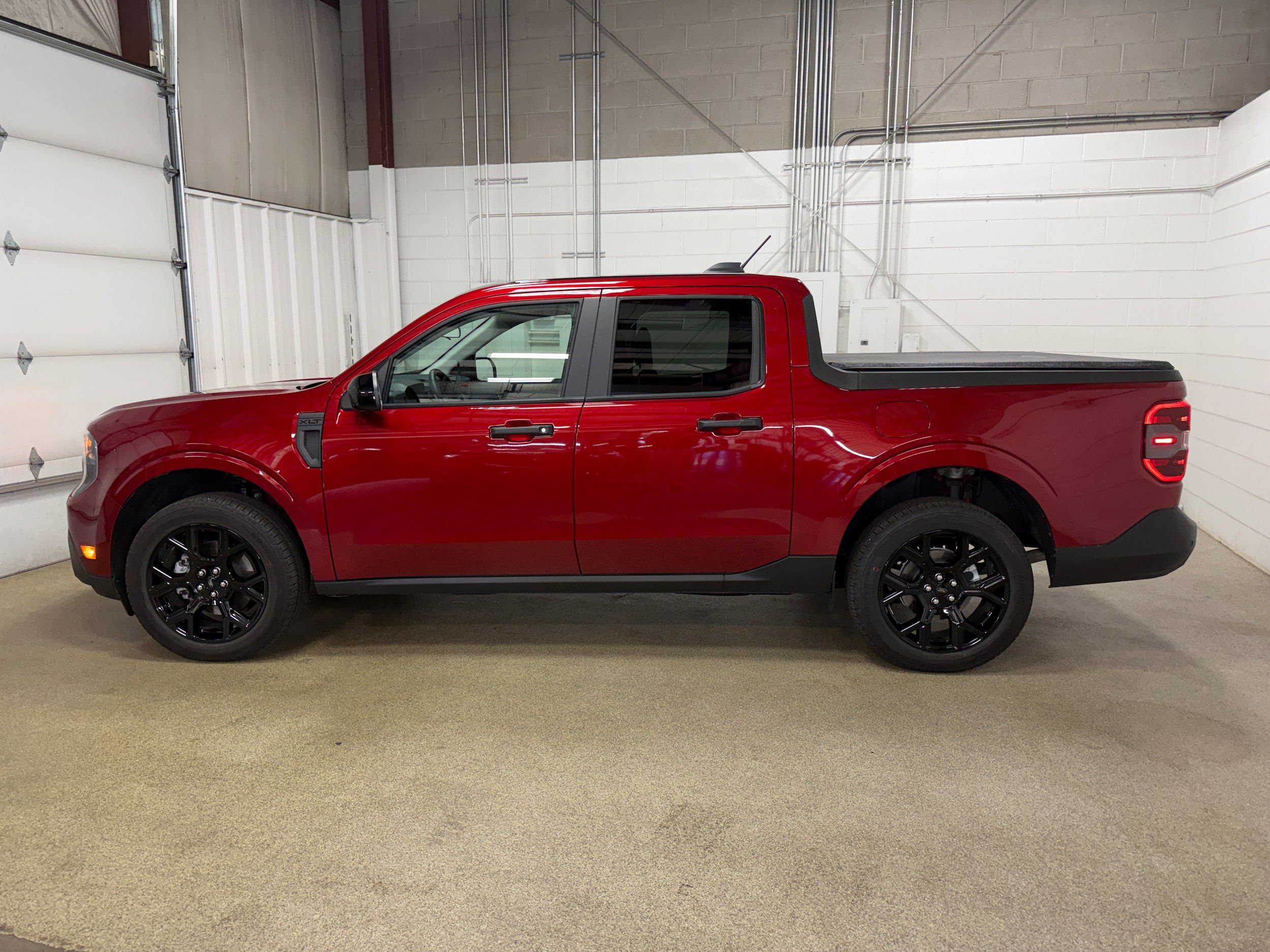 Used 2026 Ford Maverick XLT AWD/4WD image 6
