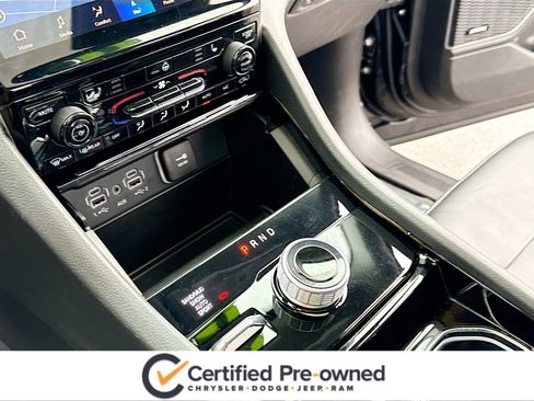 Certified 2023 Jeep Grand Cherokee L Limited w/ Trailer Tow Group (B) image 12