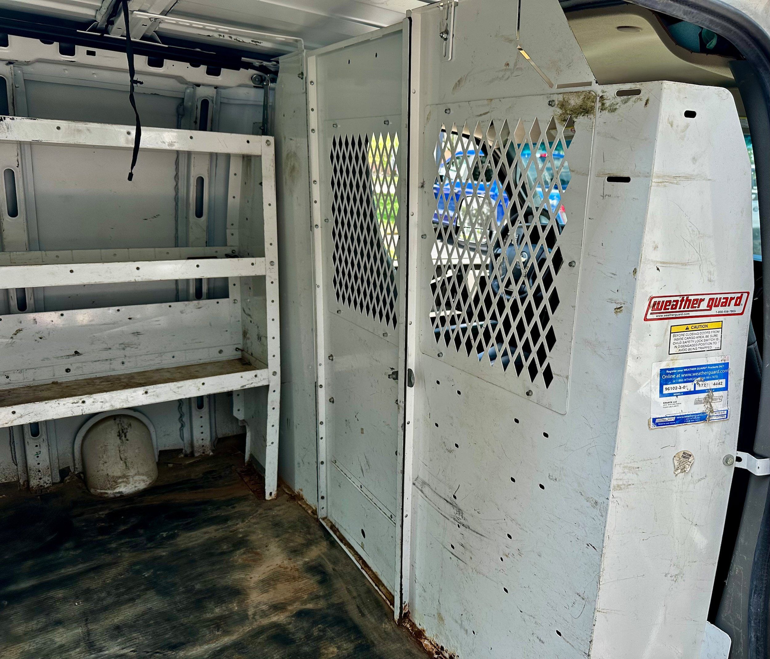 Used 2017 Chevrolet Express 2500 RWD image 11