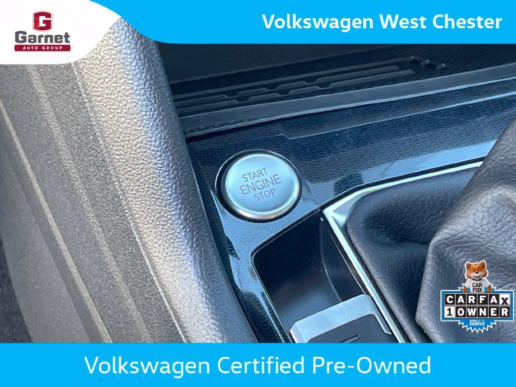 Certified 2025 Volkswagen Taos SE AWD/4WD image 21