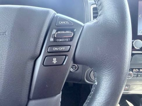 Certified 2024 Nissan Frontier SV w/ SV Convenience Package RWD image 11