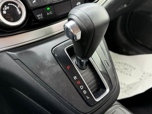 Used 2016 Honda CR-V LX image 17