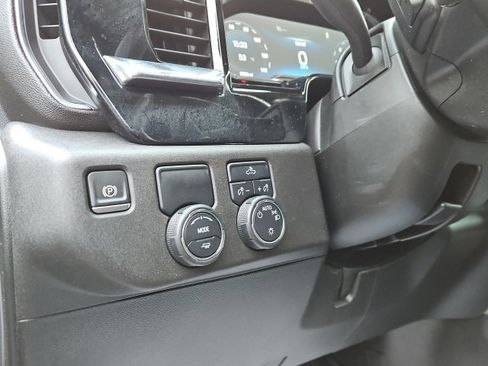 Certified 2024 Chevrolet Silverado 1500 LT w/ Convenience Package II image 34