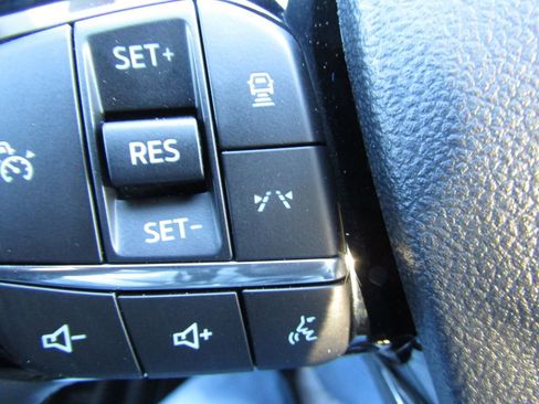 New 2026 Ford Escape SE image 8