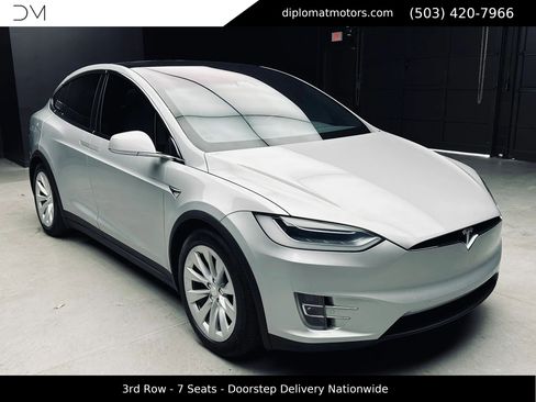 Used 2018 Tesla Model X 100D AWD/4WD image 9