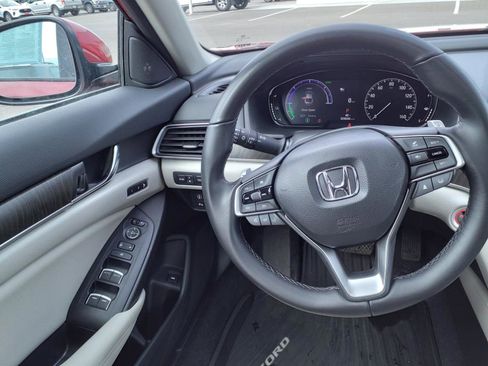Used 2022 Honda Accord Touring image 18