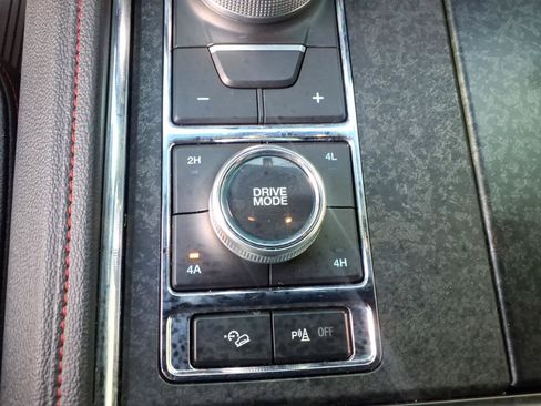 Used 2024 Ford Expedition Max Limited AWD/4WD image 28