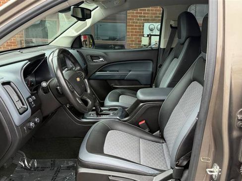 Used 2016 Chevrolet Colorado Z71 AWD/4WD image 25