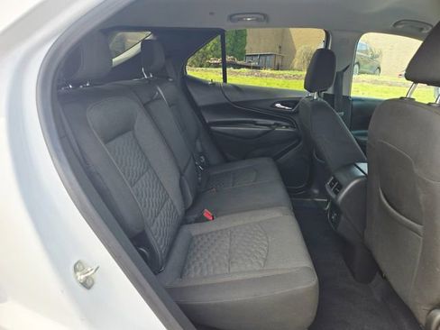 Used 2020 Chevrolet Equinox LT image 17