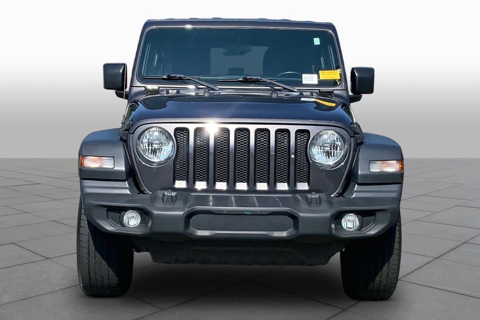 Used 2018 Jeep Wrangler Unlimited Sport S AWD/4WD image 4