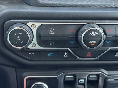 Certified 2023 Jeep Wrangler Unlimited Sahara AWD/4WD image 34