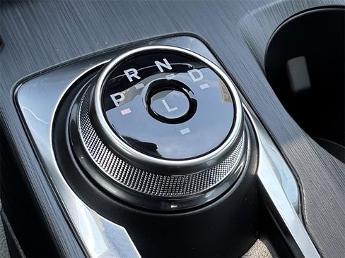 New 2025 Ford Escape SE w/ PHEV Premium Package image 26