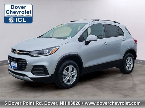 Certified 2022 Chevrolet Trax LT w/ LT Convenience Package image 1