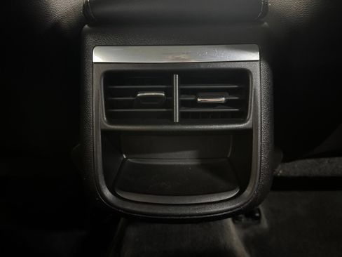 Used 2015 Chevrolet Impala LT FWD image 32