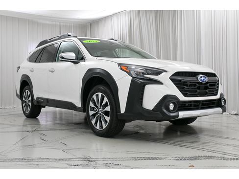 Used 2023 Subaru Outback Touring AWD/4WD image 2