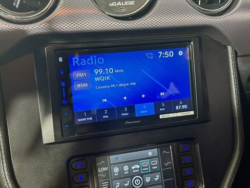 Used 2017 Ford Mustang GT image 17