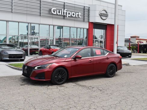 Certified 2026 Nissan Altima 2.5 SV w/ SV Special Edition Package FWD image 2