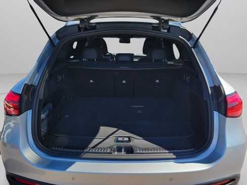 Used 2023 Mercedes-Benz GLC 300 image 32