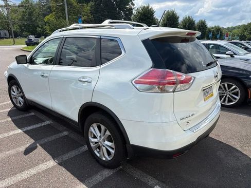 Used 2015 Nissan Rogue SV w/ SV Premium Package AWD/4WD image 6