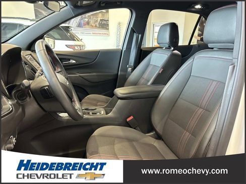 Certified 2024 Chevrolet Equinox RS w/ LPO, Floor Liner Package image 13