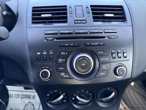 Used 2012 MAZDA MAZDA3 i Sport image 36