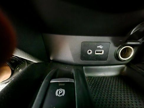 Used 2019 Nissan Rogue SV w/ Premium Package image 20