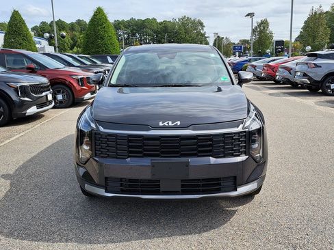 New 2026 Kia Sportage LX image 2