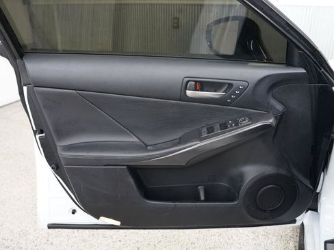Used 2022 Lexus IS 350 F Sport AWD/4WD image 31