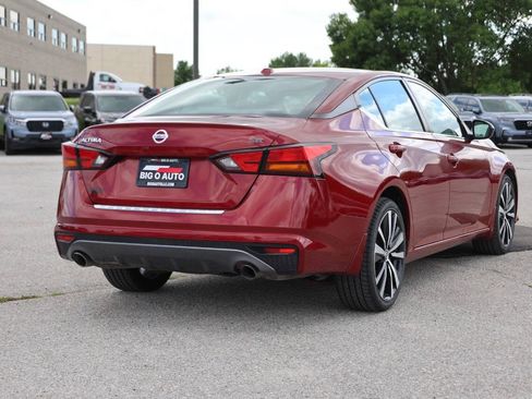 Used 2021 Nissan Altima 2.5 SR FWD image 9