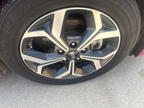 Used 2019 Kia Forte LXS FWD image 20