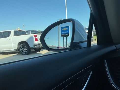 Used 2021 Buick Envision Essence image 27