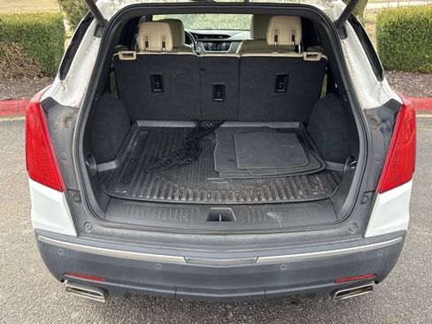 Used 2018 Cadillac XT5 AWD image 6