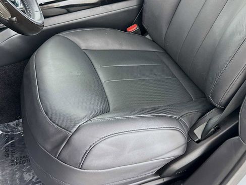 Used 2023 Land Rover Range Rover SE image 21