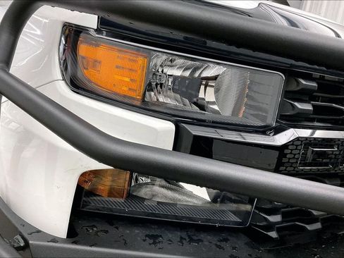 Used 2019 Chevrolet Silverado 1500 Custom Trail Boss w/ Custom Convenience Package AWD/4WD image 31