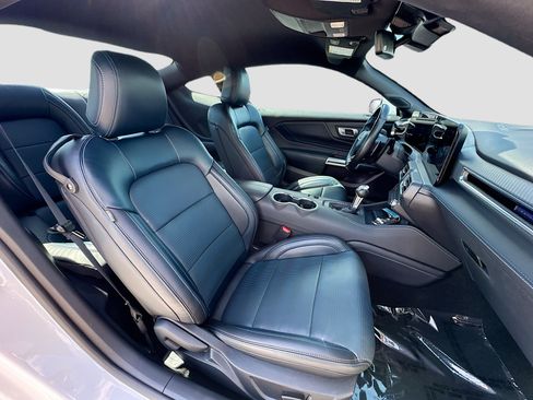 Used 2024 Ford Mustang GT Premium RWD image 28
