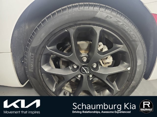 Used 2025 Chrysler Pacifica Limited FWD image 5
