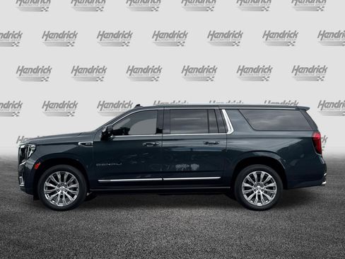 Used 2022 GMC Yukon XL Denali AWD/4WD image 6