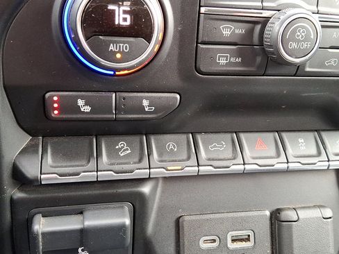 Used 2021 Chevrolet Silverado 1500 RST w/ All Star Edition Plus image 26