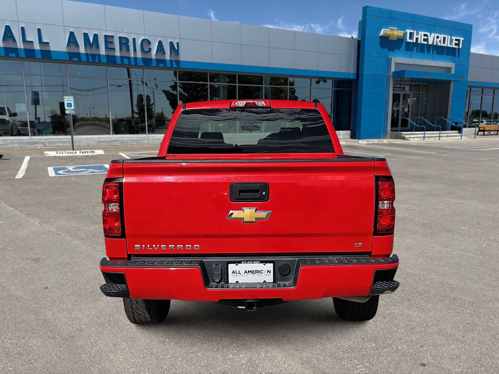 Used 2017 Chevrolet Silverado 1500 LT w/ All Star Edition AWD/4WD image 7