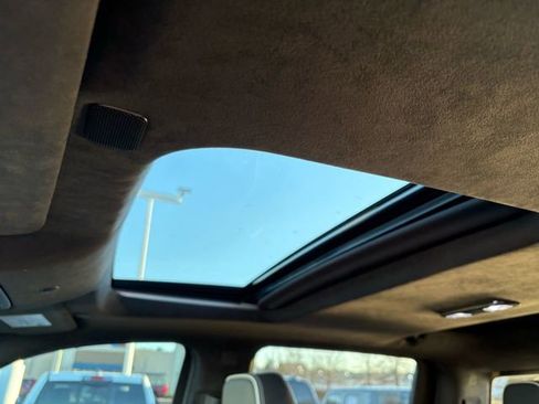 Used 2024 GMC Sierra 1500 AT4X image 21